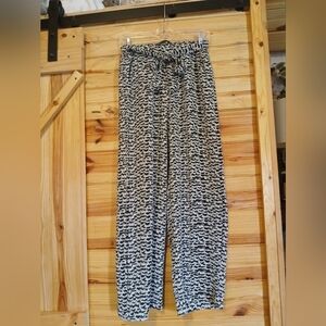 Meg &Margot Pants Size Xs